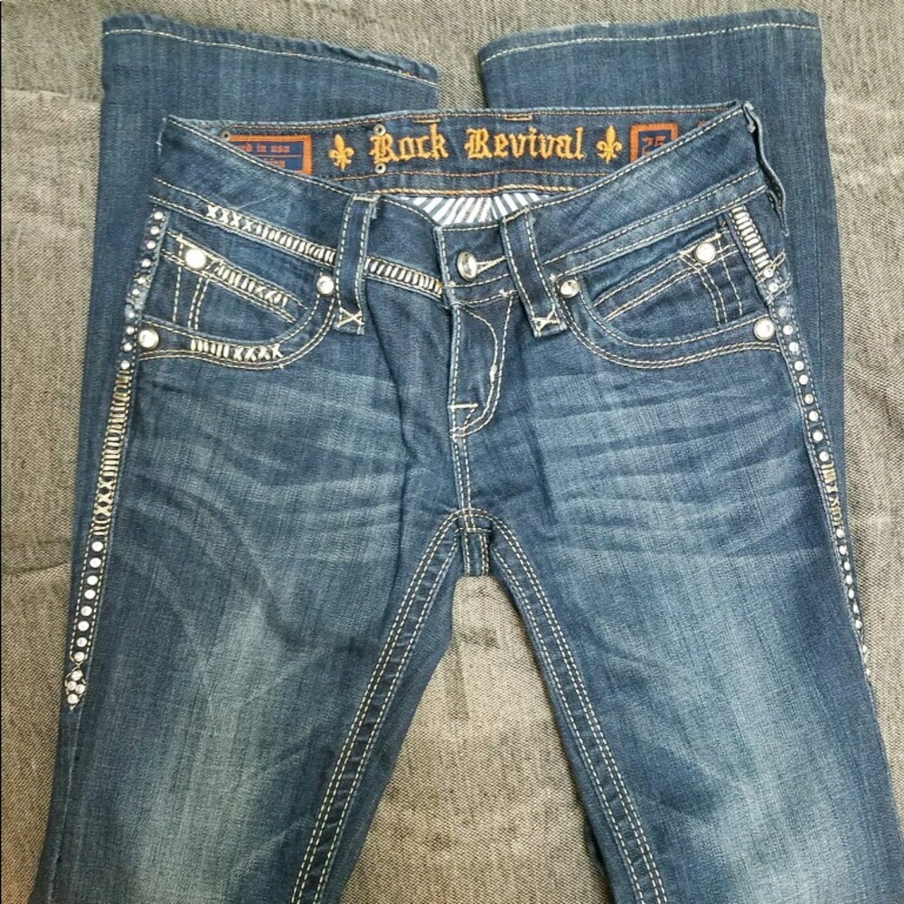 Rock revivals size 25